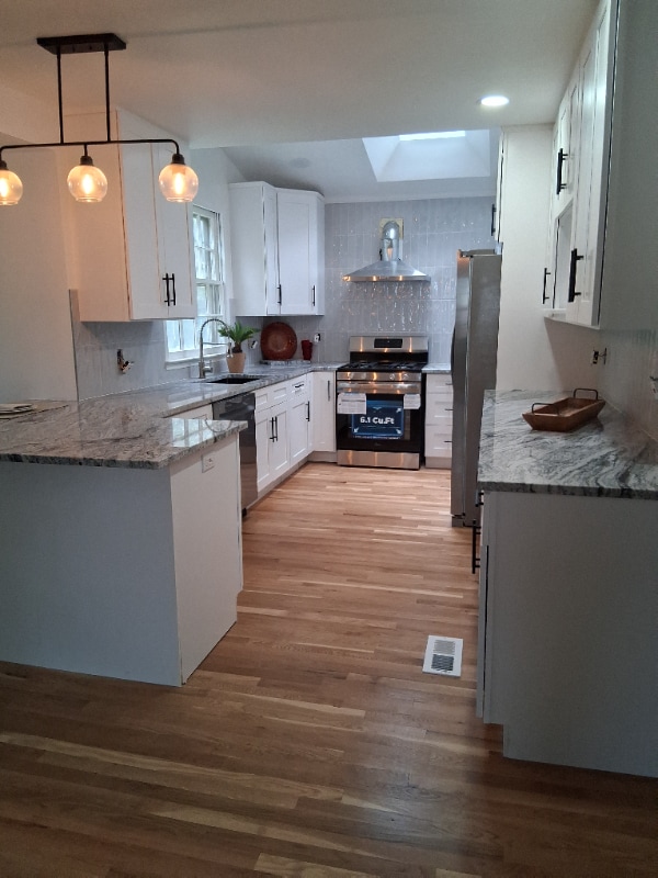 Building Photo - 8004 Clifton St