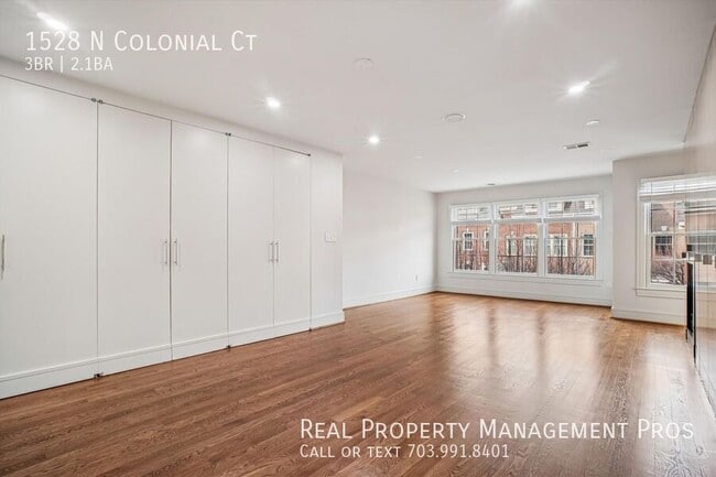 Building Photo - 1528 N Colonial Ct