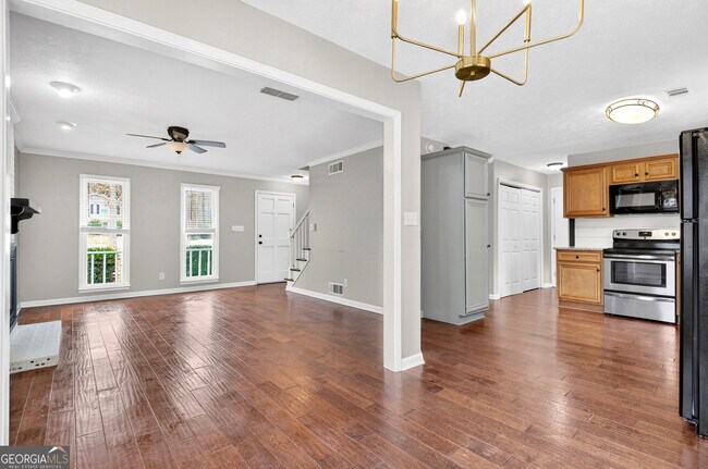 Building Photo - 104 Timber Walk