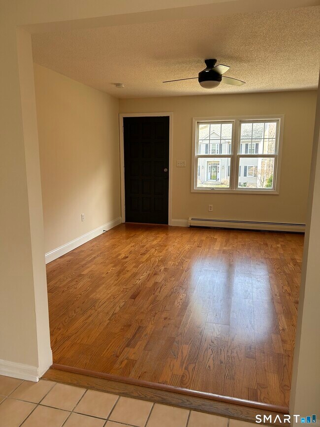 Building Photo - 2101 Scott Rd