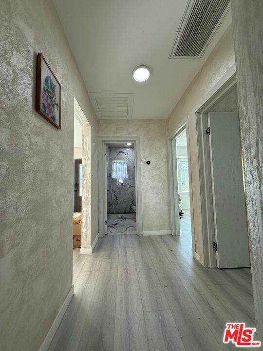 Building Photo - 674 Estelle Ave