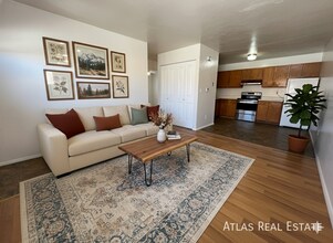 Building Photo - 4340 Ericson Dr