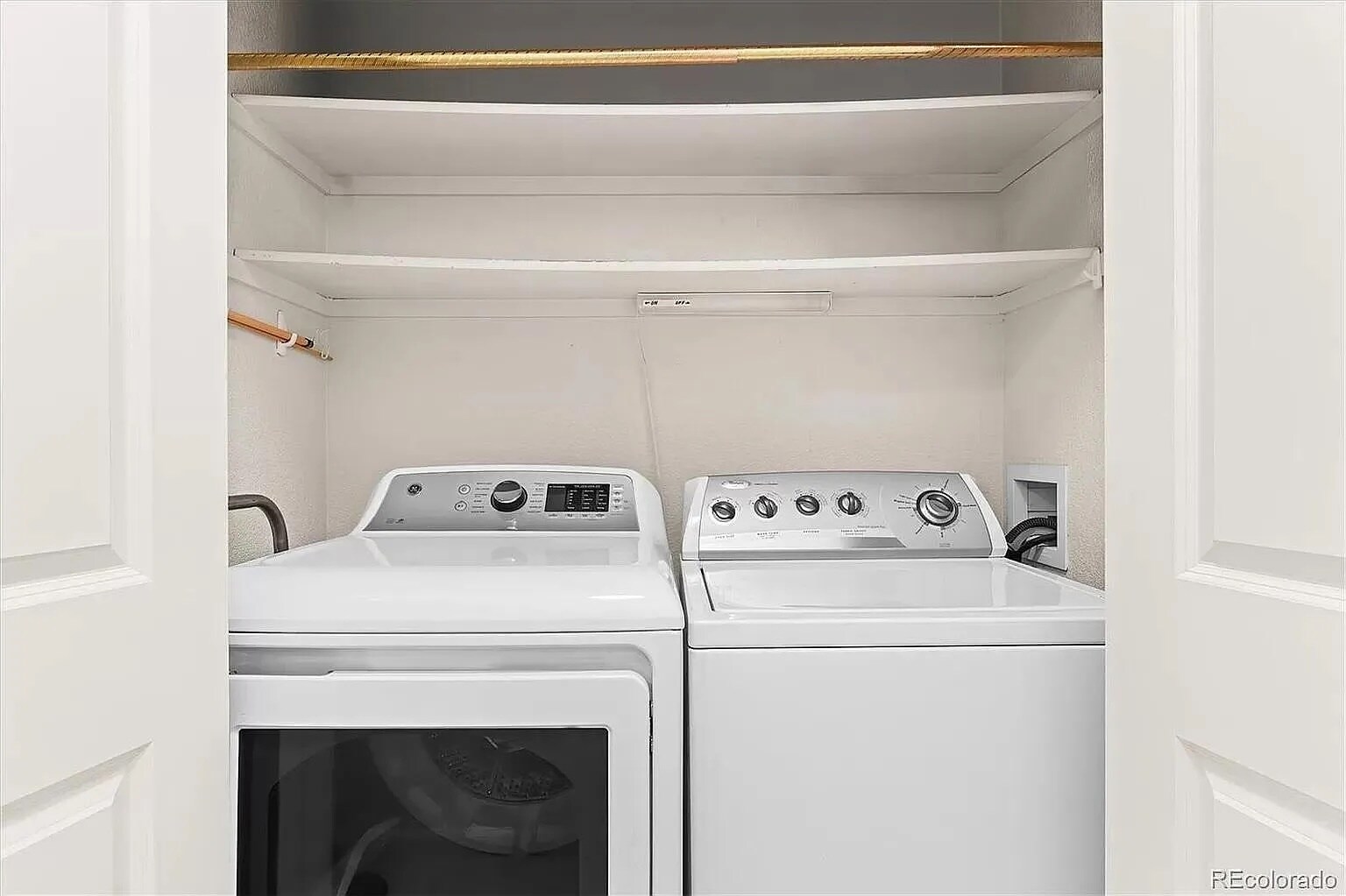 In Unit Laundry - 4064 S Crystal Cir