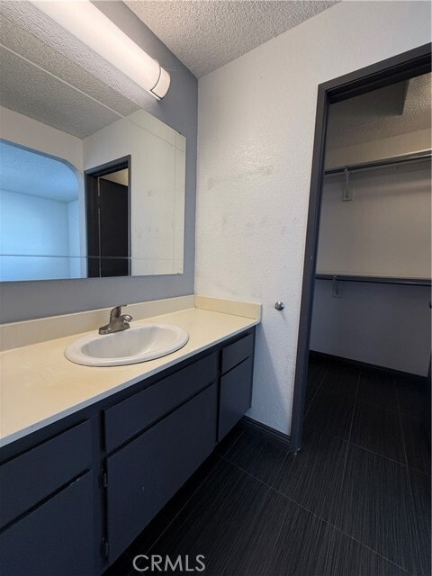 Building Photo - 24316 Sylvan Glen Rd