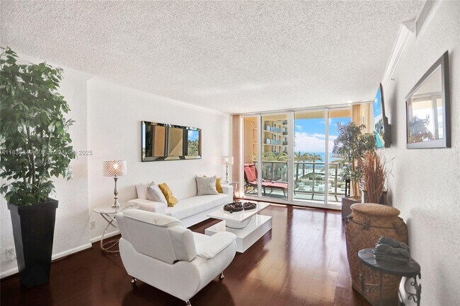 Building Photo - 2501 S Ocean Dr