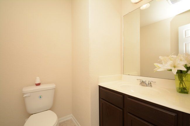 Building Photo - 2214 Forest Floor Ct