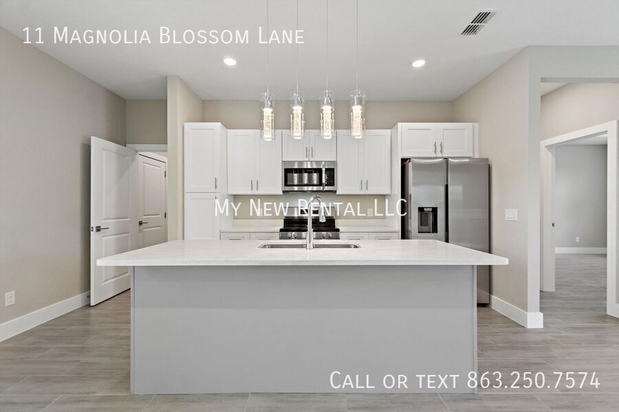 Building Photo - 11 Magnolia Ln