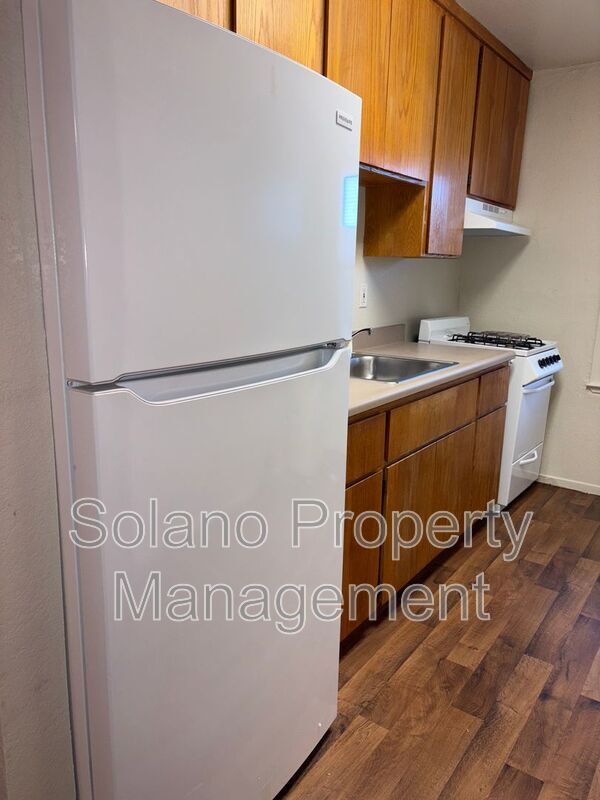 Building Photo - 712 Jackson St