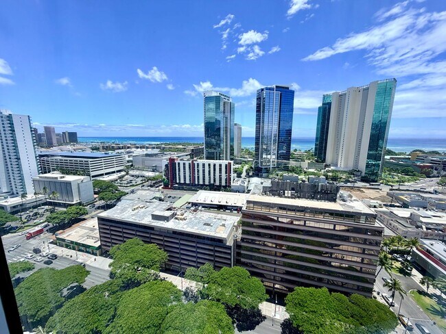 Building Photo - 1288 Kapiolani Blvd