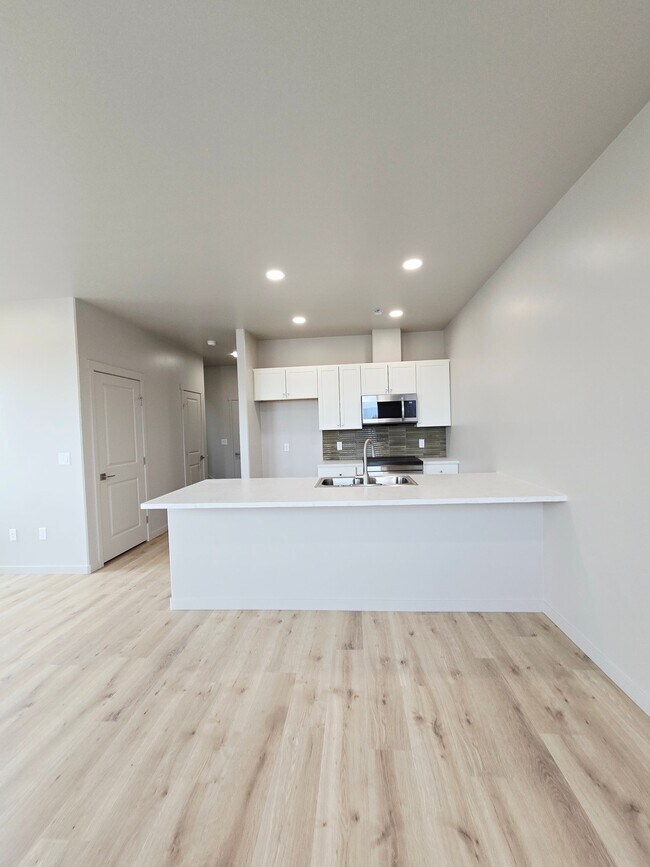 Building Photo - 2786 Caspian Wy