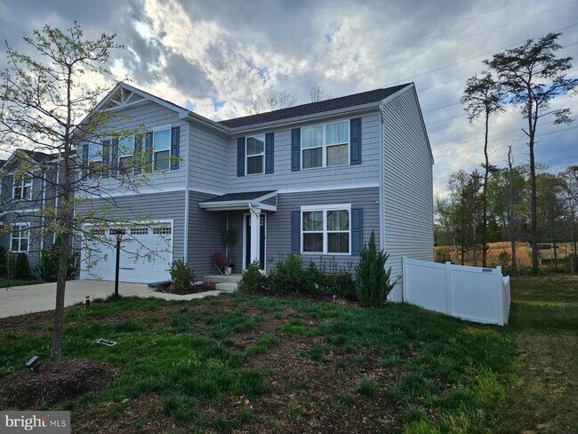 Building Photo - 444 Old Potomac Church Rd