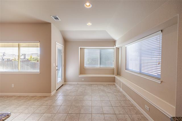 Building Photo - 1141 Kingston Ct