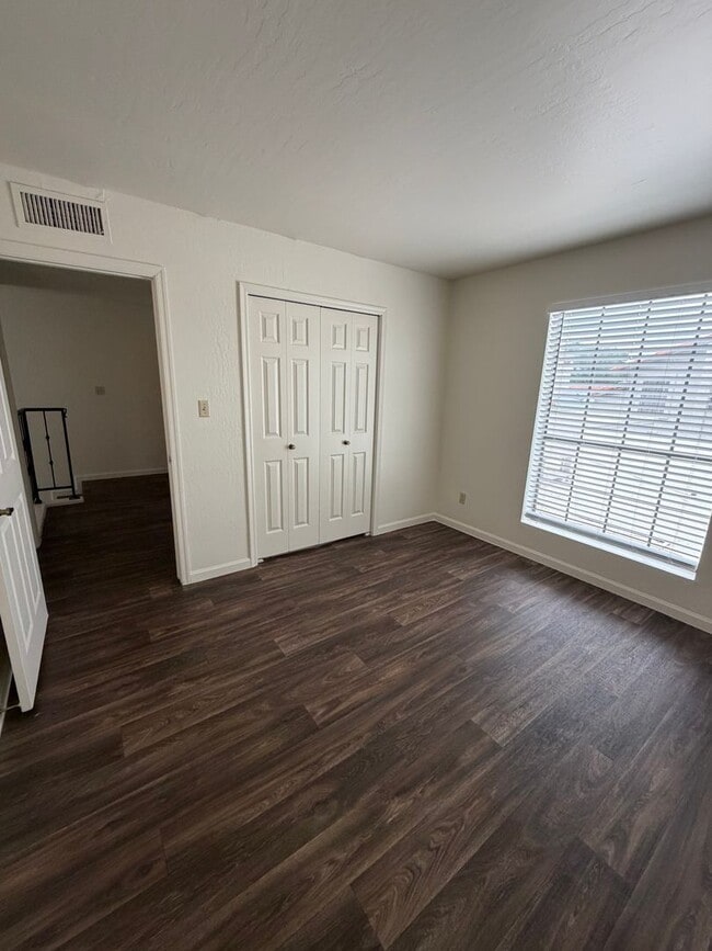 Building Photo - Spacious 3-Bedroom Home in Scottsdale