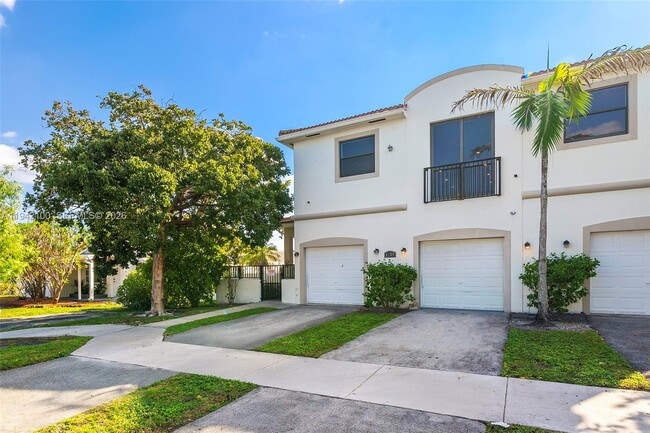 Building Photo - 1730 Thomas St