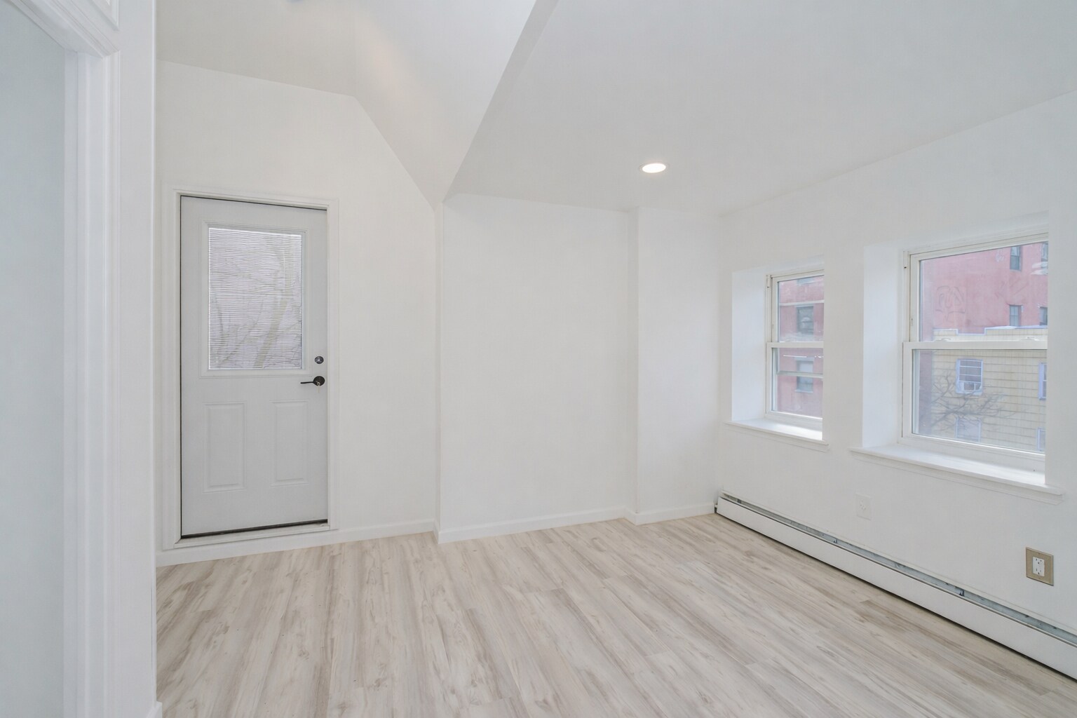 Building Photo - 384 Lafayette Ave