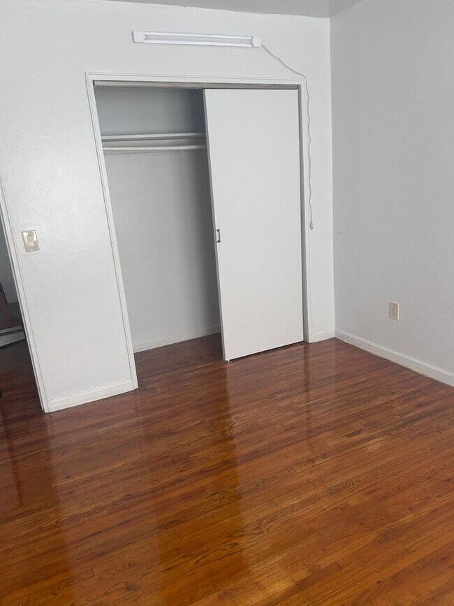 Interior Photo - Fernwood Gardens