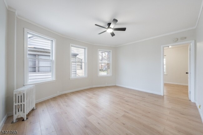 Building Photo - 71 Broad St