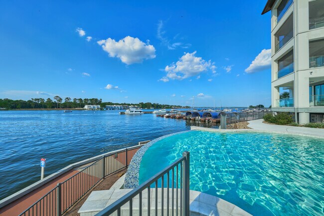 Building Photo - 199 Waterpoint Ct