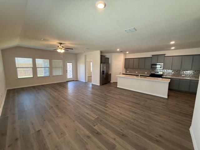 Building Photo - 1308 McCasland Dr