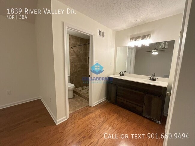Building Photo - 1839 River Valley Dr