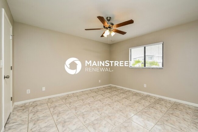Building Photo - 3 Bedroom Pet-Friendly Home in Fort Myers,...