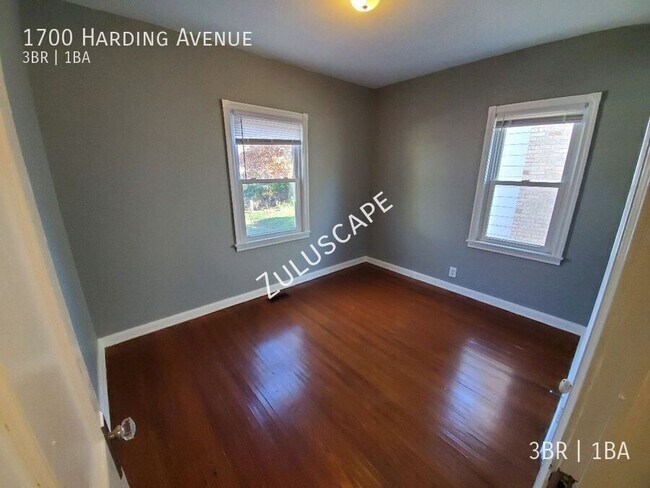 Building Photo - 1700 Harding Ave