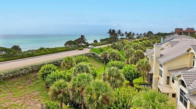 Building Photo - 705 Mainsail Cir