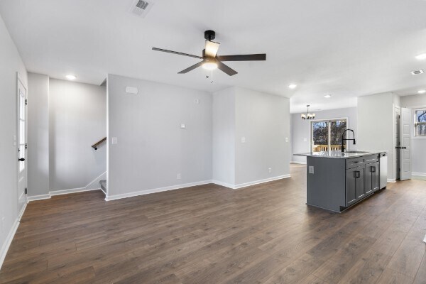 Living Room - 704 Crossland Ave