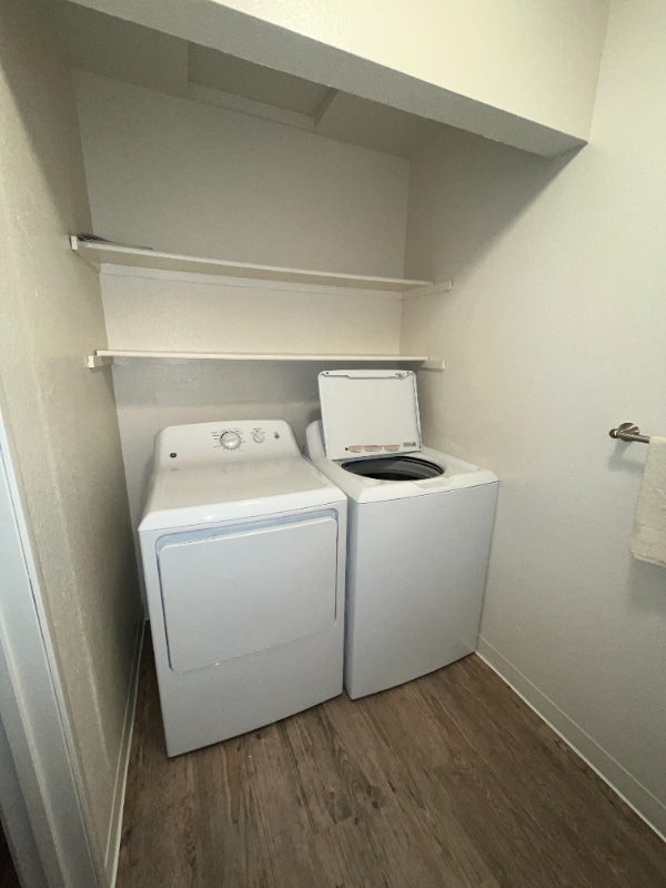 Building Photo - 9243 Elk Grove Florin Rd