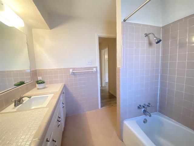 Building Photo - 13535 Red Fern Ln
