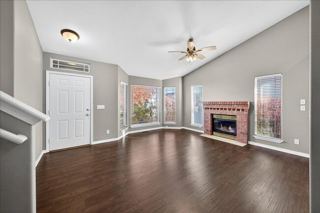 Building Photo - Comfortable & Convenient Living Near CWI a...