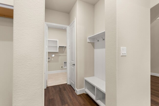 Building Photo - 10507 Halley Ln