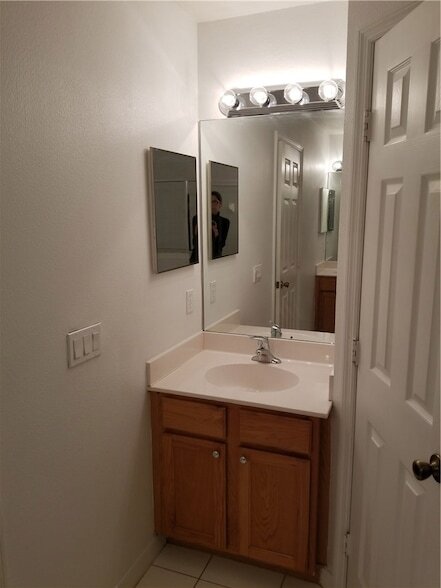 Building Photo - 8025 98th Ct