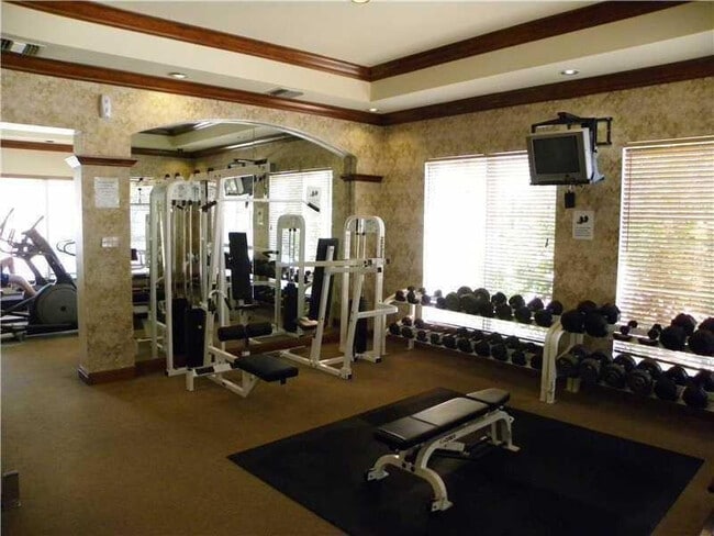 Building Photo - 4836 N State Rd 7