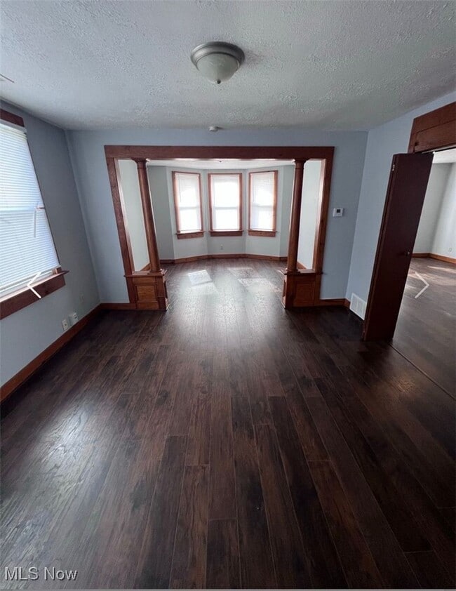 Building Photo - 4007 E 54th St