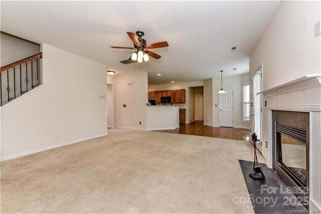 Building Photo - 3111 Gloxinia Rd