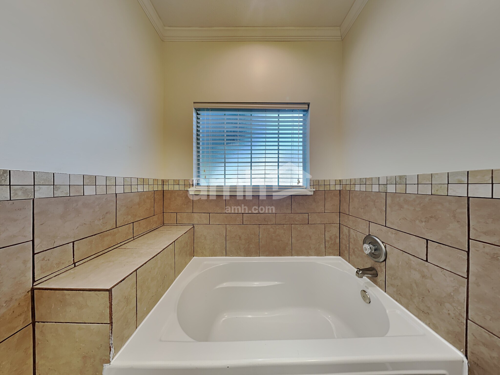 Building Photo - 109 Magnolia Dr