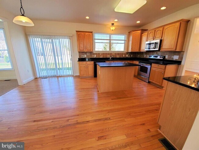 Building Photo - 11406 Fox Chase Ct