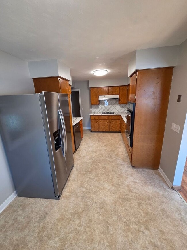 Building Photo - Newly remodeled 4 bed, 2 bath, 1 car garage, fenced in backyard