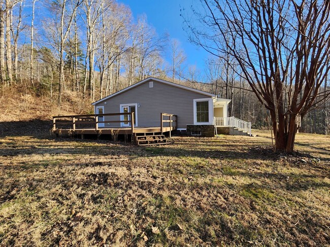 Building Photo - Secluded Swannanoa Rental!