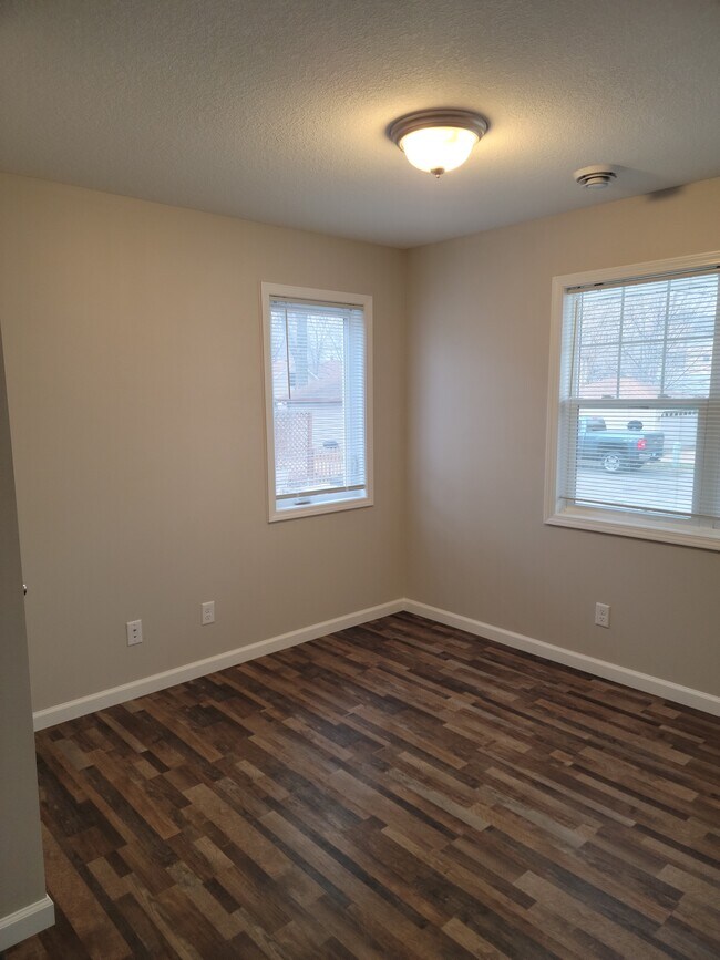 Bedroom - 316 Lewis St S