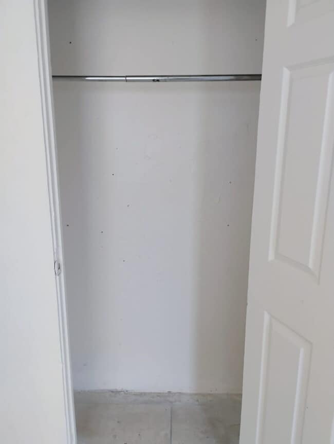 Building Photo - 538 State St