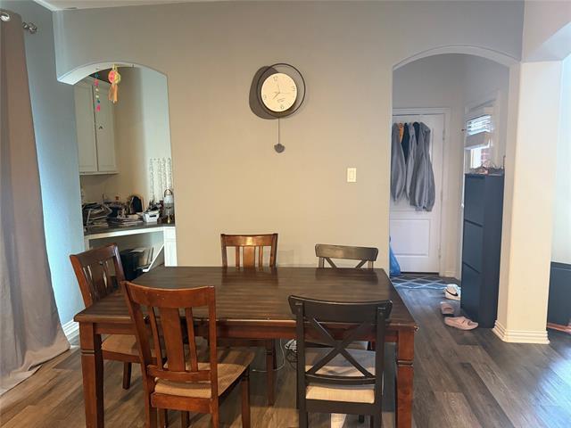 Building Photo - 6249 Aylworth Dr