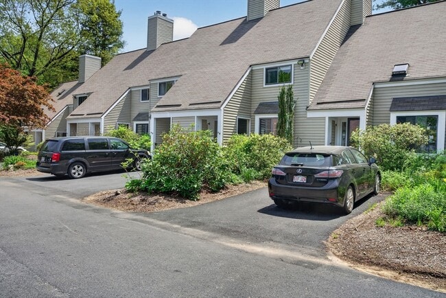 Building Photo - 35 Hazen Rd