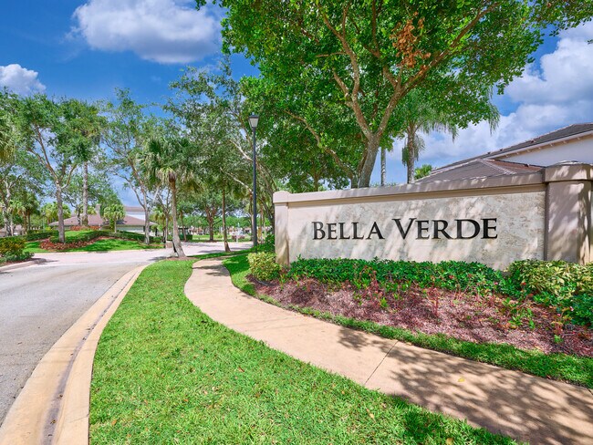 Building Photo - 6436 Bella Cir