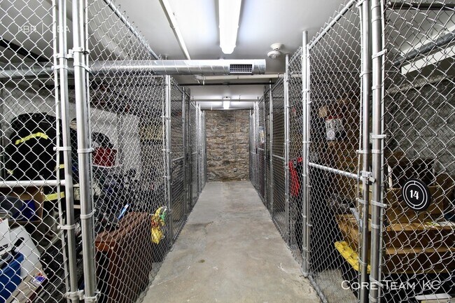 Building Photo - 1513 Walnut St