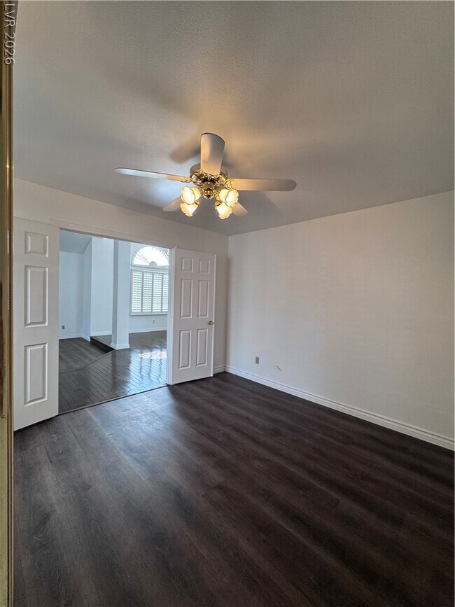 Building Photo - 9713 Cascade Falls Ave