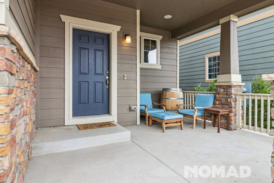 Building Photo - 15993 E Otero Cir