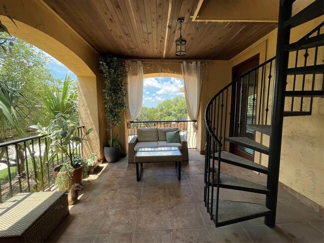 Building Photo - 15214 Lariat Trail