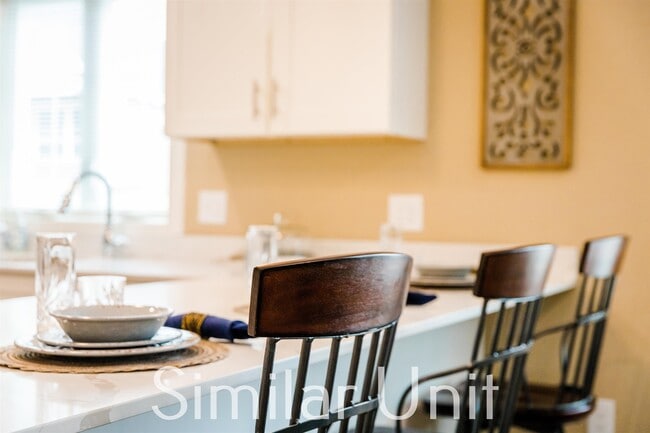 Building Photo - 83 Judy's Wy